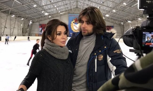 Анастасія Заворотнюк та Петро Чернишов, Instagram