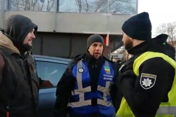 Верховну Раду беруть штурмом: чого вимагають активісти, поки немає Зеленського