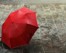 На Великдень киян очікують дощі з вітром