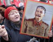 Чіпляються за совок: мережу здивував рудимент інтернету