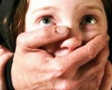 Педофіл три роки розбещував 14-річного хлопця