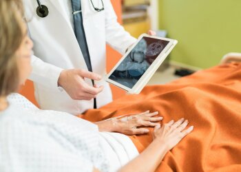 Больная женщина / фото: Freepik