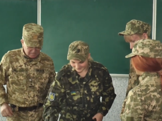 Урок "Захист України". Фото: скрін youtube