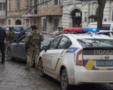 В Одессе обыскивают иногородние авто