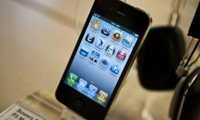 iPhone 4
