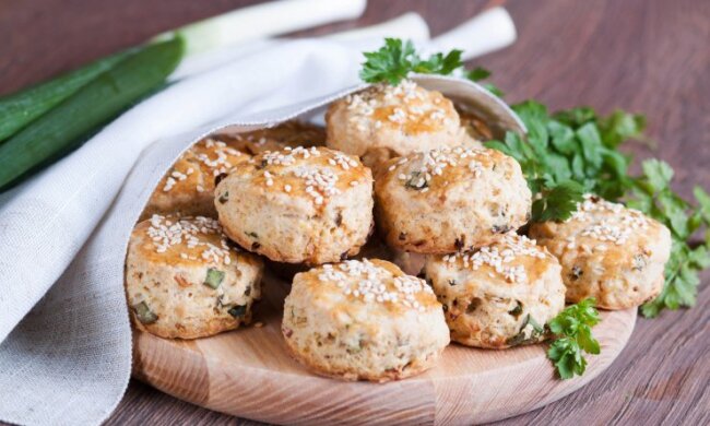 Печенье с зеленым луком, фото shuba