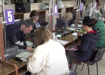 Оформлення субсидії. Фото: скрін youtube