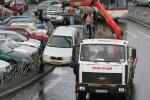 У Києві дозволили забирати з вулиці чужі машини, замішані копи: не залишайте своїх крихіток