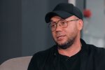 Андре Тан, скріншот із відео
