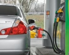 5 простих способів перевірити якість бензину