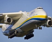 Літак АН-225 "Мрія"