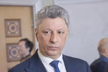 Бойко хочет залезть к Тимошенко, даже придумал повод