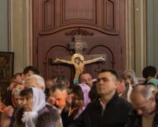 Московський патріархат замурував українців в церкві
