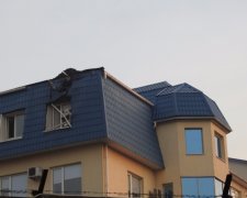 Опубліковані кадри руйнувань обстріляного консульства Польщі