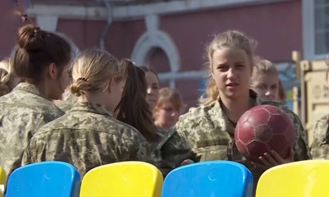 Украинские военные, фото: скриншот из видео