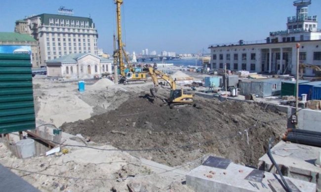 На Почтовой закопали улицу времен Киевской Руси