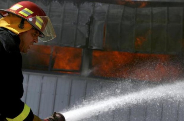 Пожежники чотири години гасили готель на Івано-Франківщині 
