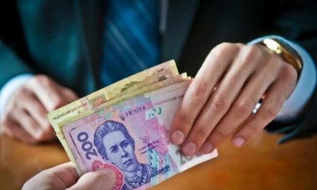 Украинцы требуют от Кабмина отменить поборы в школах 