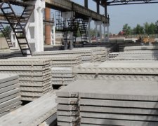 На Волині чоловіка розчавила баддя з цементом