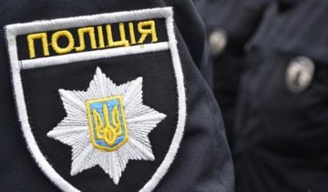 Молоді звабниці пограбували квартиру 