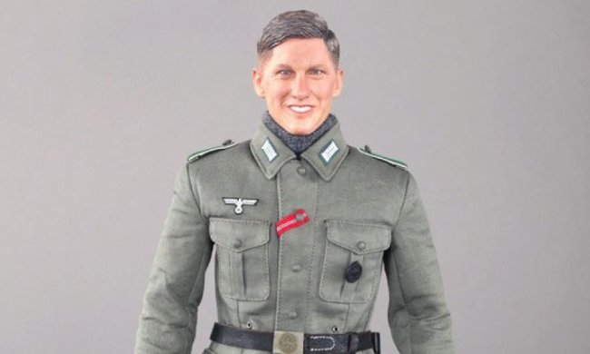 Футболіста "Манчестер Юнайтед" перетворили на іграшкового фашистського солдата