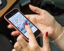 Pixel 3XL: майбутній флагман Google виявили в автобусі