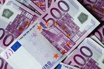 Яценюк хоче, аби ЄС платив зарплати українським чиновникам
