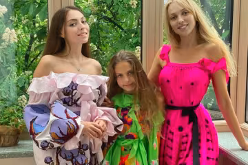 Оля Полякова, instagram.com/polyakovamusic/
