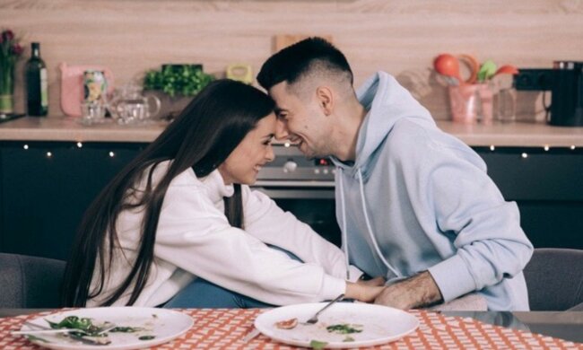 Ксенія Мішина і Олександр Еллерт, фото: СТБ