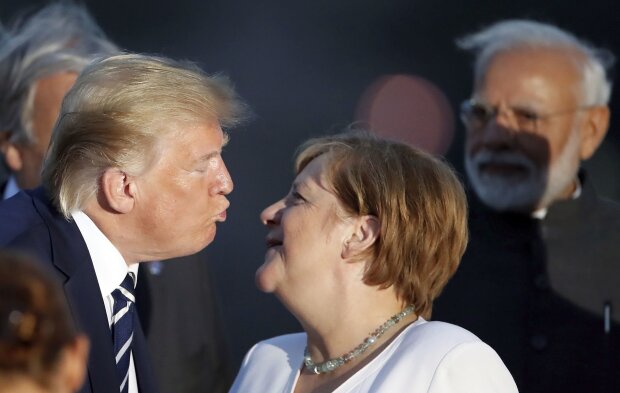 Трамп неожиданно выгнал Меркель, Макрона и Трюдо из своего клуба: "Ищите другое место..."