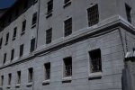 У Франківську пустять з молотка СІЗО - "Кому апартаменти з гратами на вікнах?"