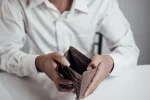 Заблокована банківська картка через борги