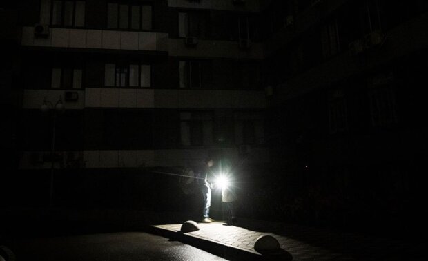 Українці без світла, скріншот: YouTube