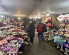 Цветочный рынок, цветы, фото: Знай.ua