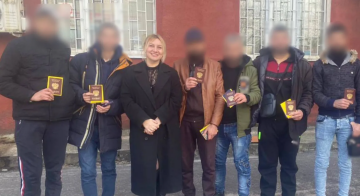 Российская активистка заманивала мужчин из других стран на войну в Украину