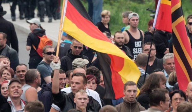 У Німеччині зростає кількість насильства по відношенню до біженців