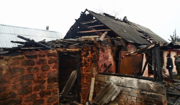 Двое жителей Красногоровки сгорели вместе со своим домом (фото) 