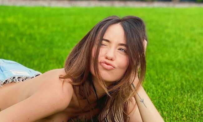 Надя Дорофеева, instagram.com/nadyadorofeeva/