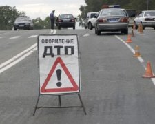 Молодята потрапили в аварію в день весілля