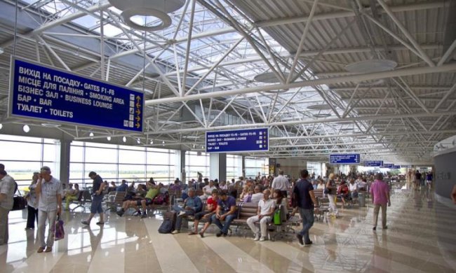 Счастливого полета: Борисполь оправился после атаки