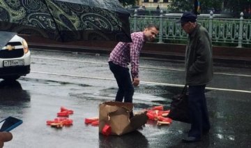 Секс-игрушки остановили движение в центре Москвы