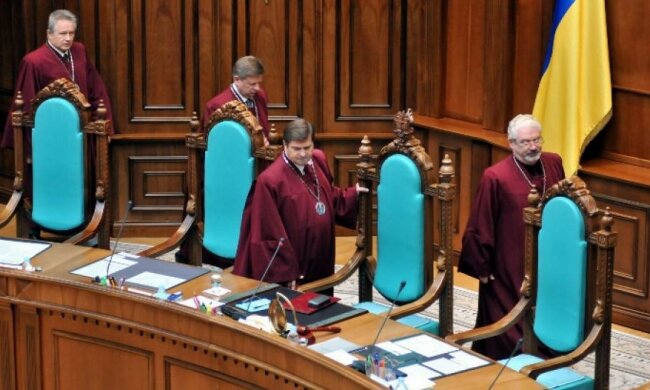 Всіх українських суддів перевірять на профпридатність