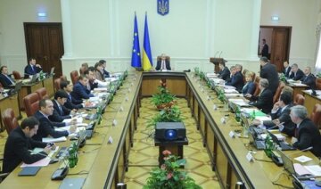 Кабмін буде виставляти оцінки областям України