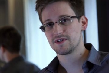 Сакральная жертва: Кремль решил подарить Сноудена Трампу