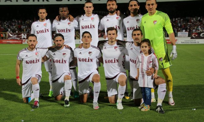 Турецкий клуб за 2 часа собрал новую команду