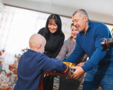 Владимир Мунтян исполнил заветные желания онкобольных детей