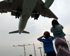 На борту сотні пасажирів: в Торонто зіткнулися літаки