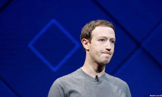Facebook слила пароли пользователей