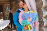 Королева в халате оказалась в объятиях Тарзана: "Сплошная любовь"
