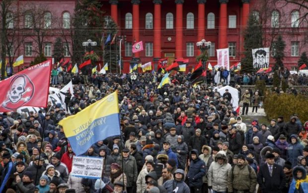 Масштабна акція в Києві: з'явилися відео та фото
